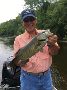 Muskegon river Smallmouth bass fishing